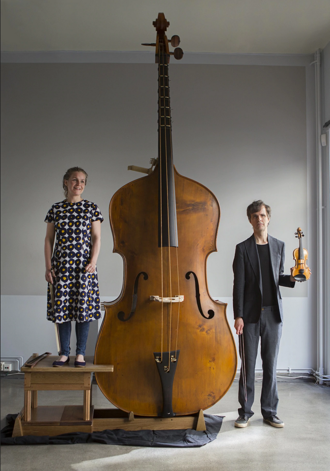 The obvious and the incredible in the world of music: what is an octobass?