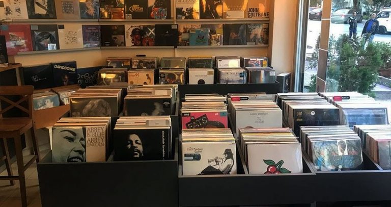 The Collector’s Core – Classical Albums That Shine on Vinyl